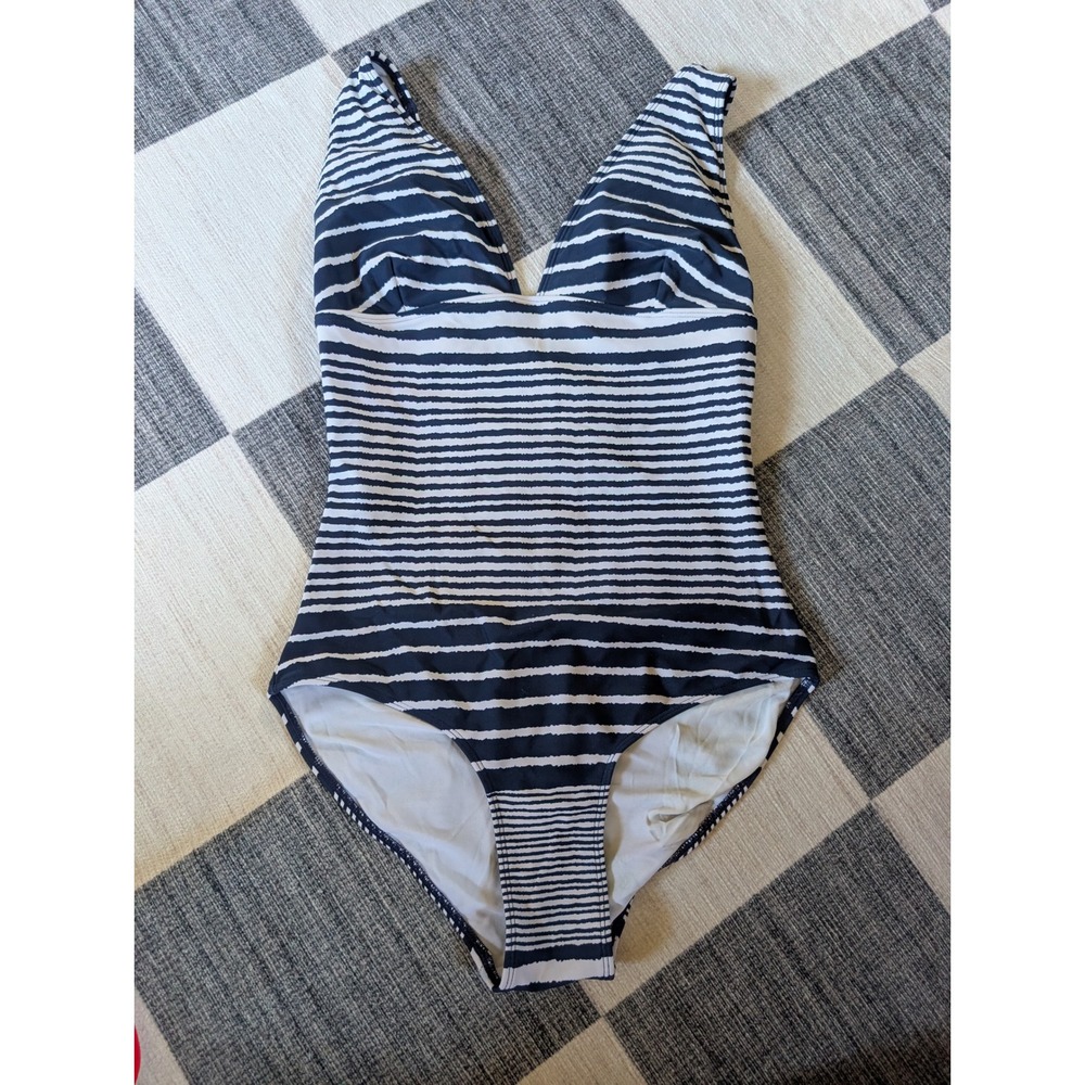 Vineyard Vines Womens XS Navy White Striped V-Neck One Piece Swimsuit Classic